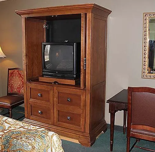 Freeport Plaza Hotel